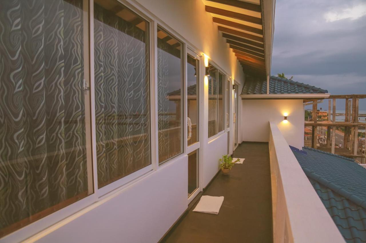 Hikka Ocean Resort Hikkaduwa Exterior photo